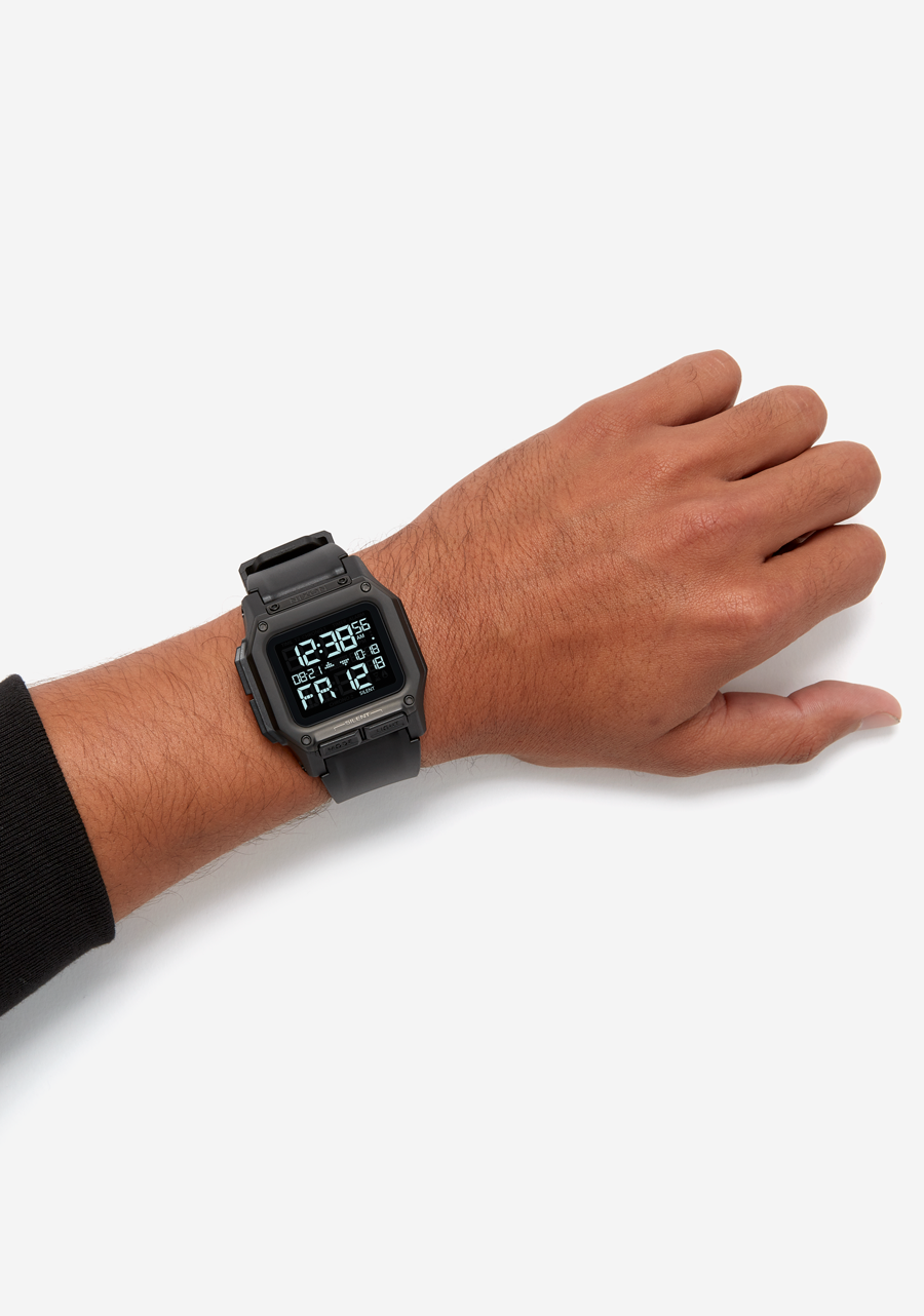 Regulus Watch | All Black | Digital – Nixon EU